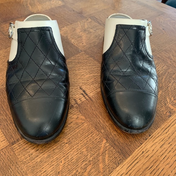 Chanel Mules/Clogs - lightly worn. Slight scuff on one toe. Retail over $1400 - Picture 5 of 6